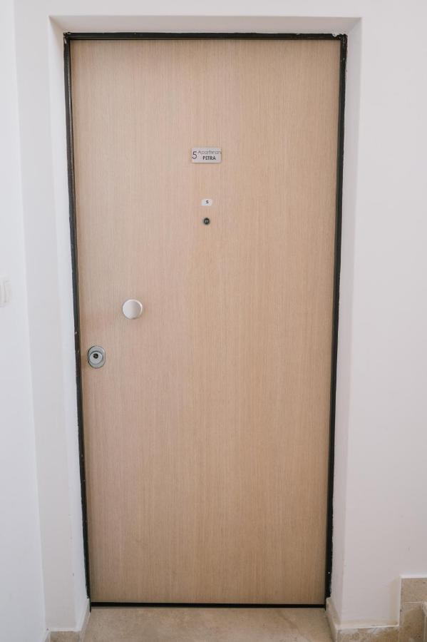 Apartman Petra تروغير المظهر الخارجي الصورة
